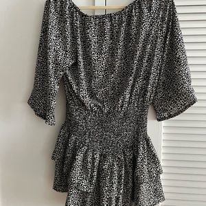 NWOT VICI Promesa Black Floral Print Romper Size M